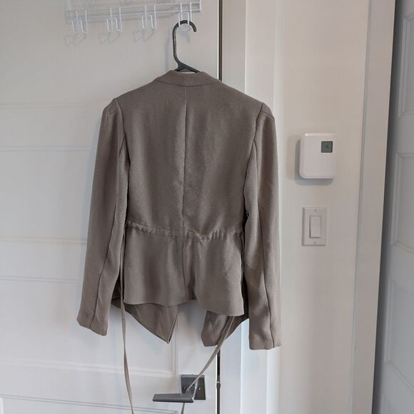 Aritzia/Babaton Greige Blazer Sz XXS - Picture 2 of 5